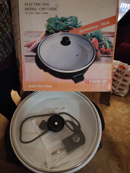 Електрическа тава с капак