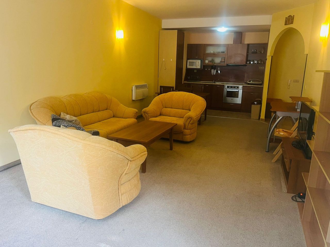 Продава се Двустаен апартамент в к.к. Златни пясъци - 75 кв.м за 1200 €/кв.м - Снимка #4