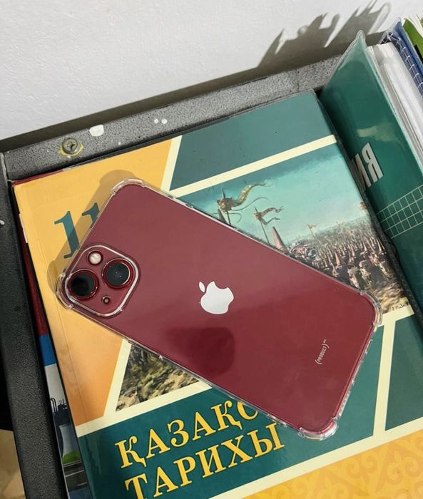 Обменяю айфон 13