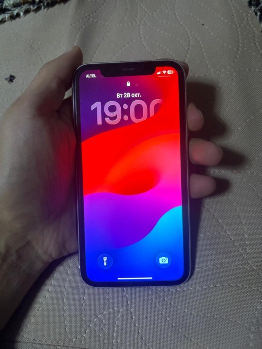 Айфон 11 128 гб акб 77