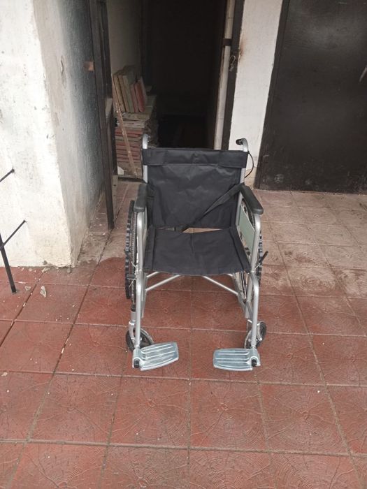 Инвалидная коляска