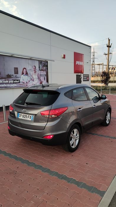 Hyundai xi35,2.0 Diesel,185 cp,4x4,An2012,Automată,Piele,Panoramic,Nav