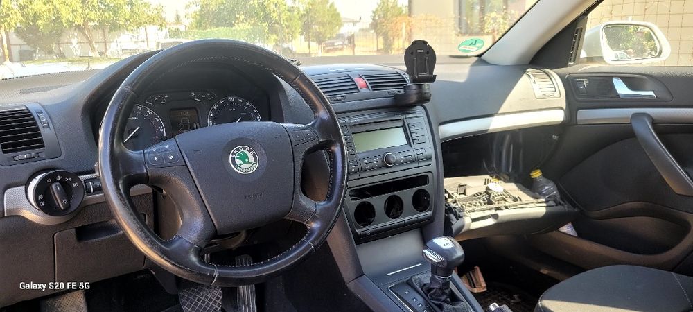 Dezmembrari skoda octavia 2