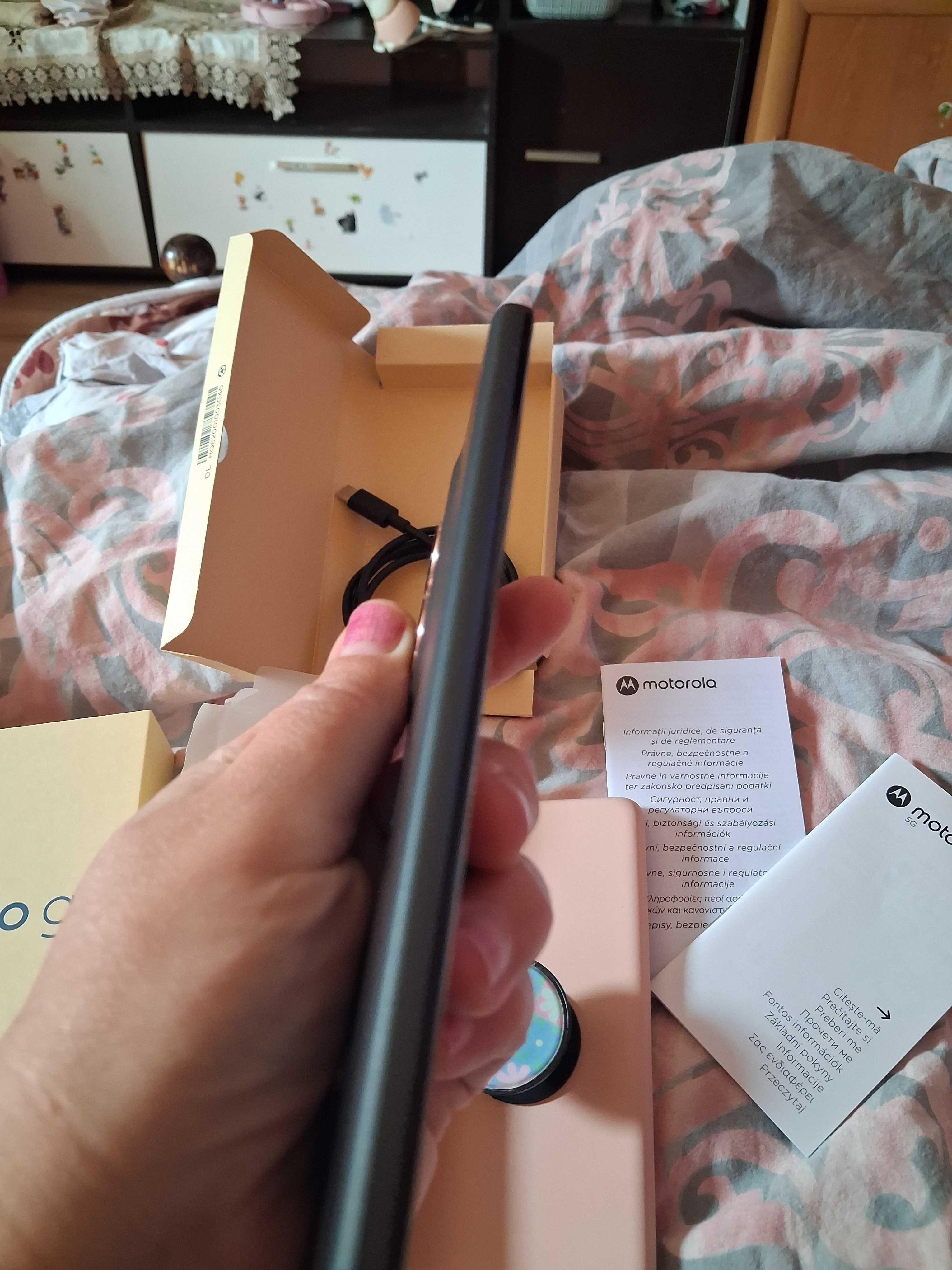 Motorola g85, 256GB,сив