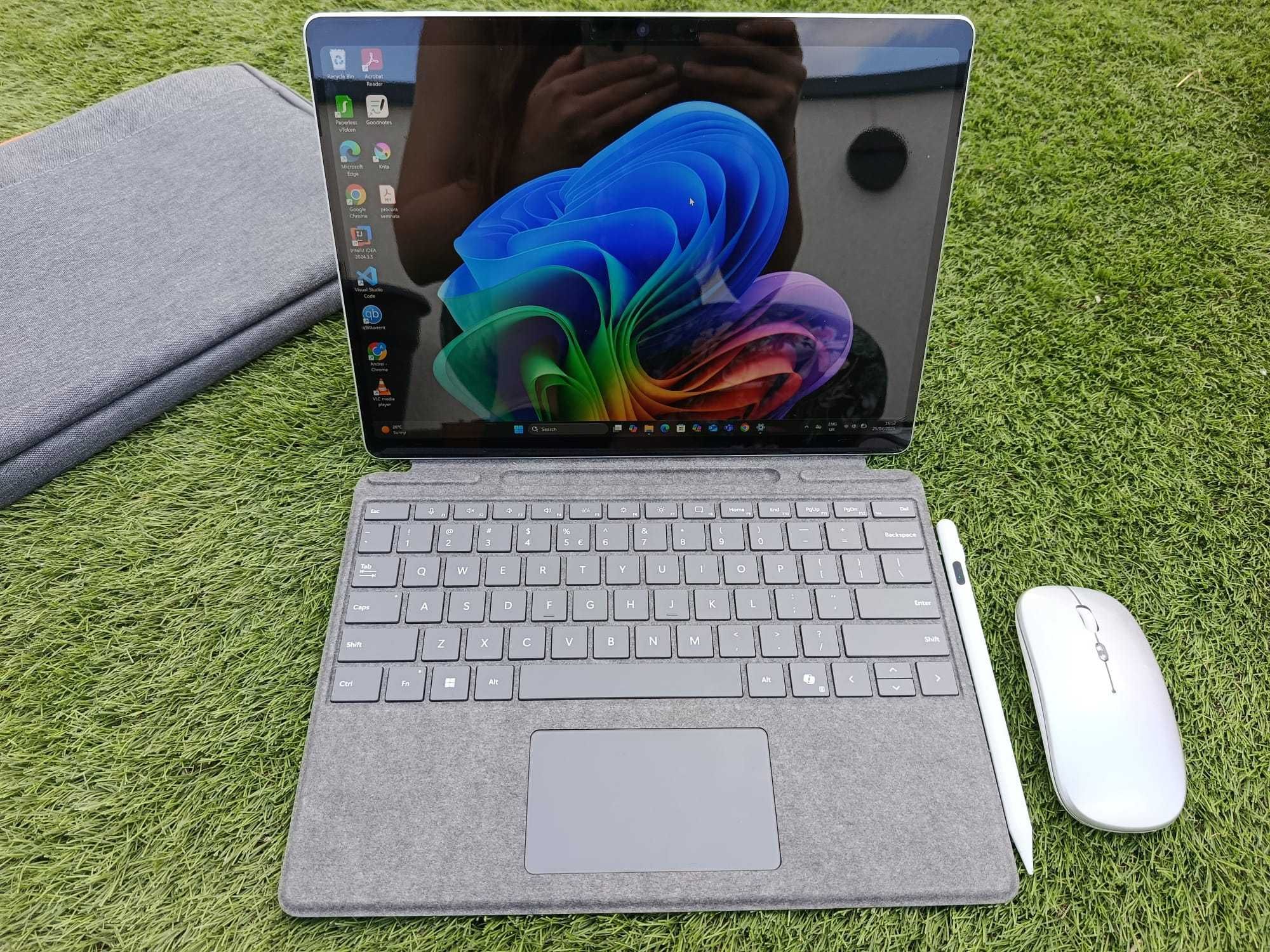 Laptop Microsoft Surface Pro 11 Snapdragon® X Plus Platinum