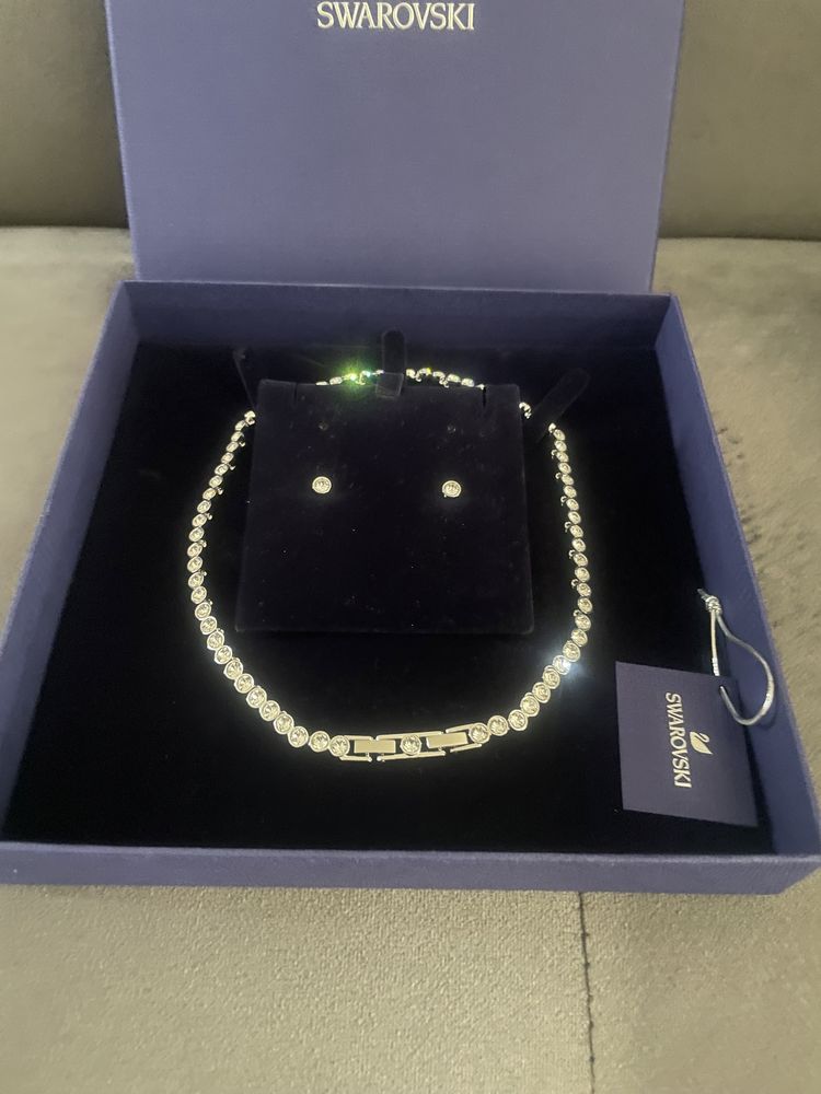 Set Swarovski Colier si Cercei