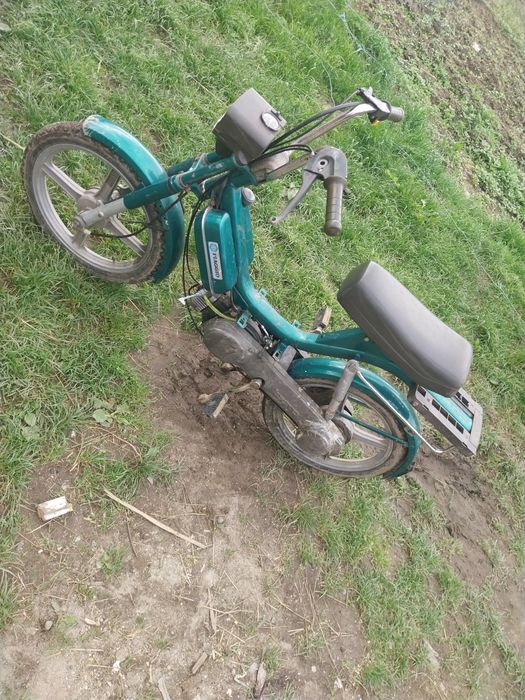 Vând doua moped in 2 timpii