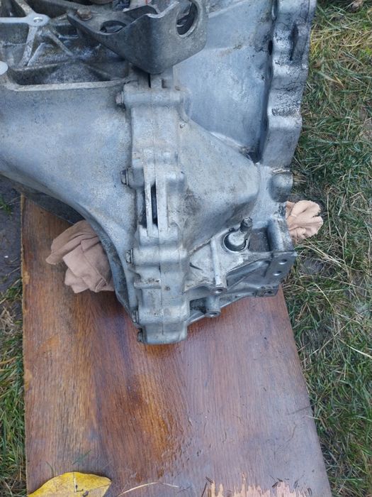 6 степенна Скоростна кутия Тойота/Toyota COROLLA VERSO AVENSIS 2.2 D4D