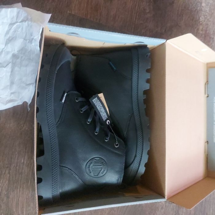 Мъжки обувки Palladium pampa hi ess lth wp