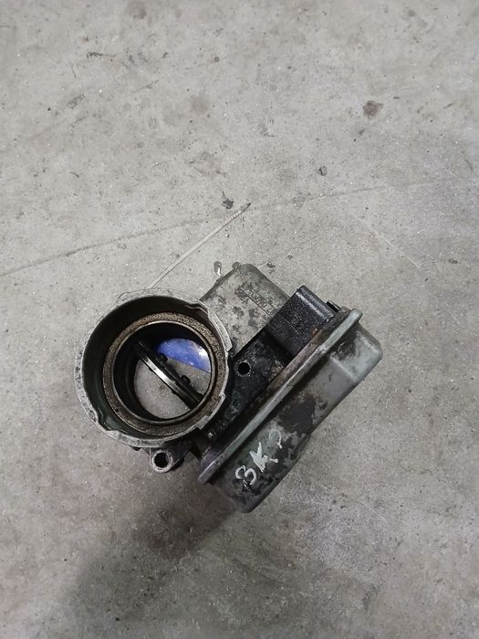 Clapeta acceleratie 2.0 d 03G128063B BKP BMN BKD vw Passat b6 golf5