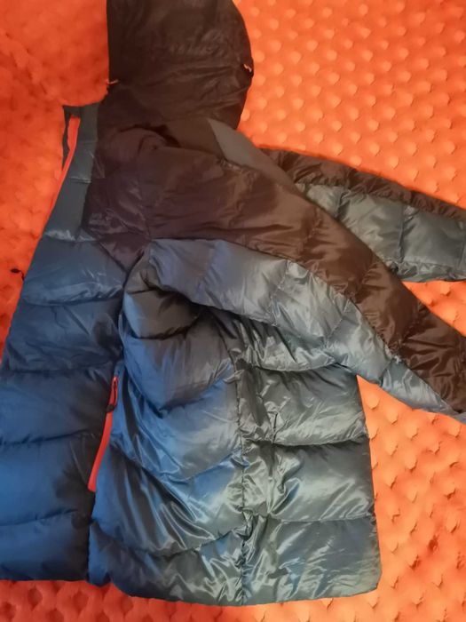 JACK WOLFSKIN Мъжко пухено яке
Чисто НОВО-без етикет ,Хл