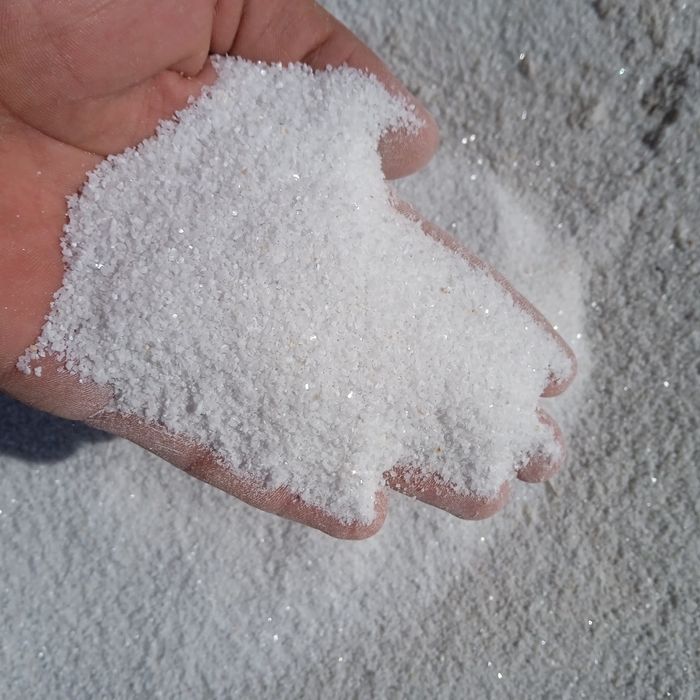 Kiroshka sichka pil qora kiroshka oq qum shakarcha