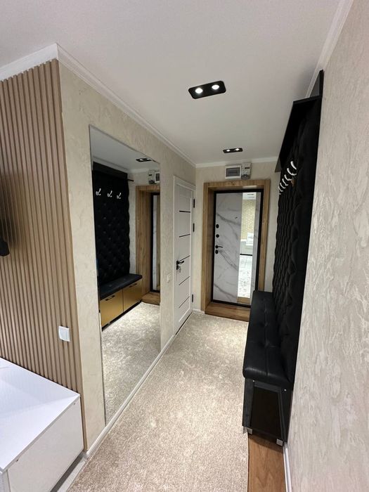 Продам Евро укомплектованную 2х комнатную Чиланзар 6