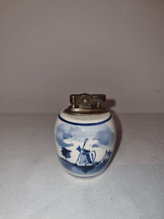 Brichetă vintage Delft Blue, porțelan pictat manual – Olanda