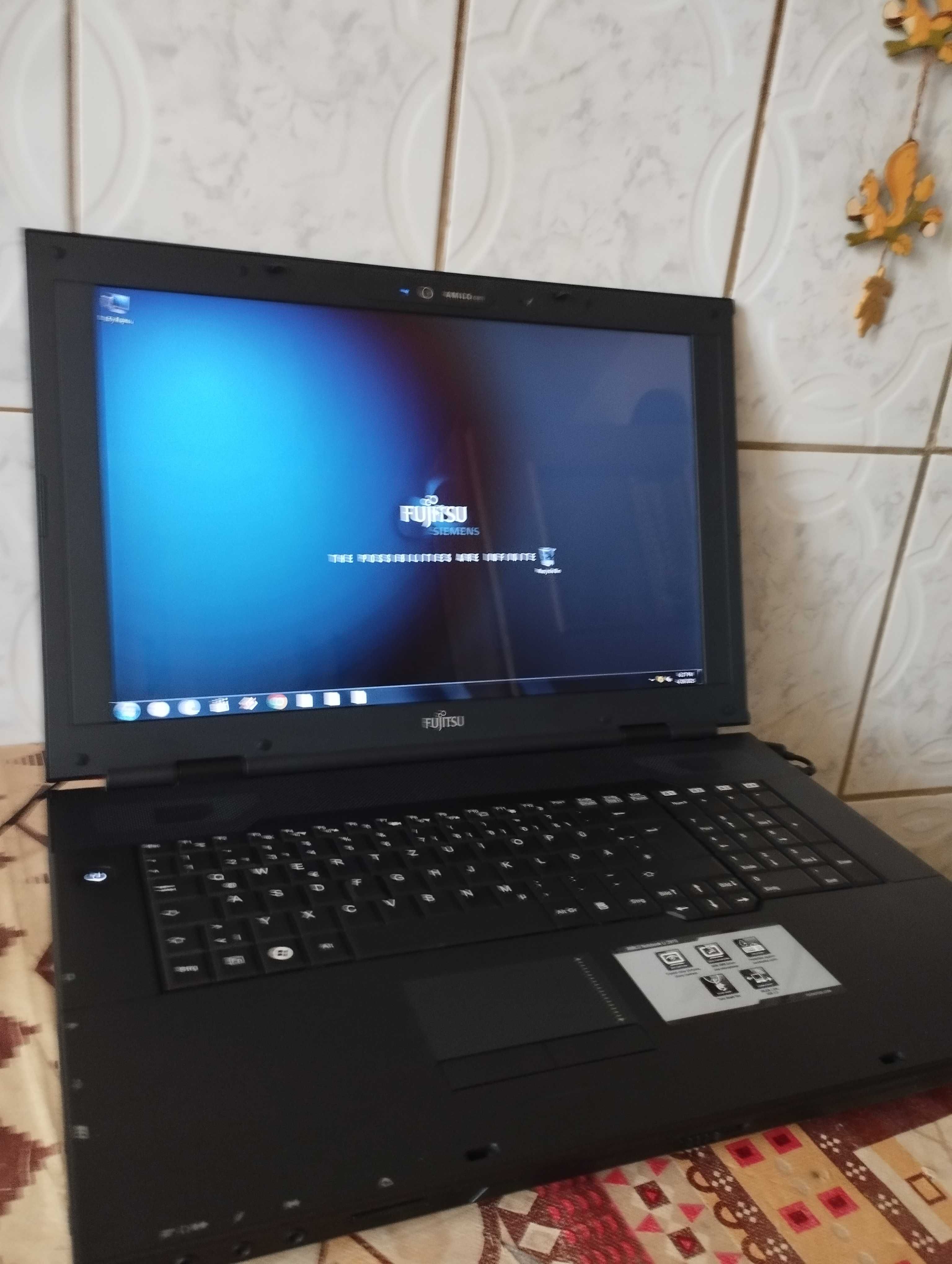 vand laptop fujitsu  amilo