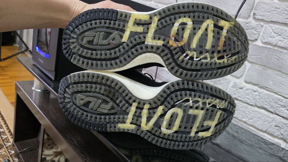 Оригинальные кроссы Fila