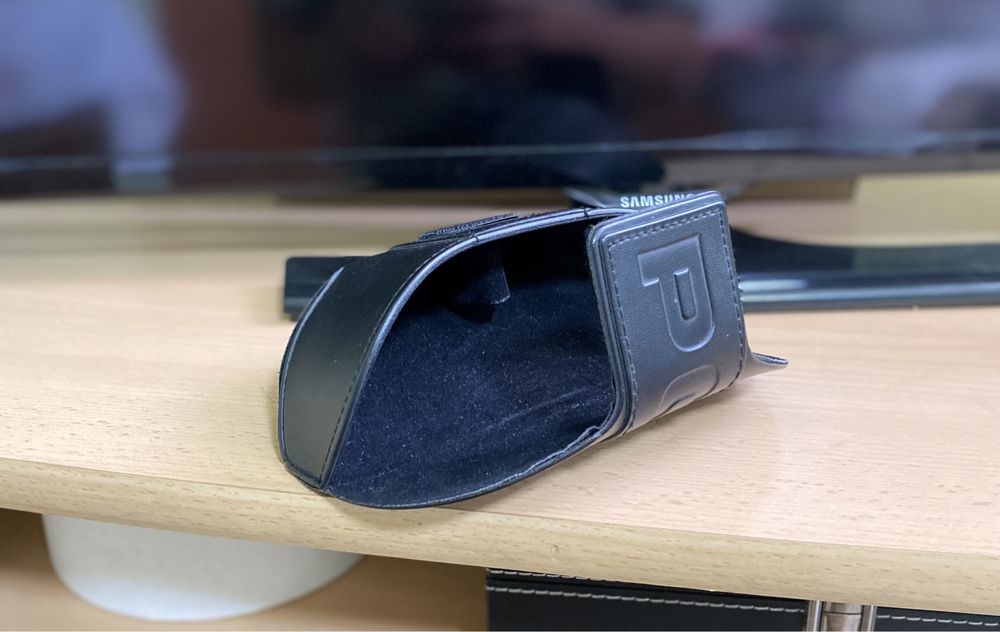 Etui piele Police