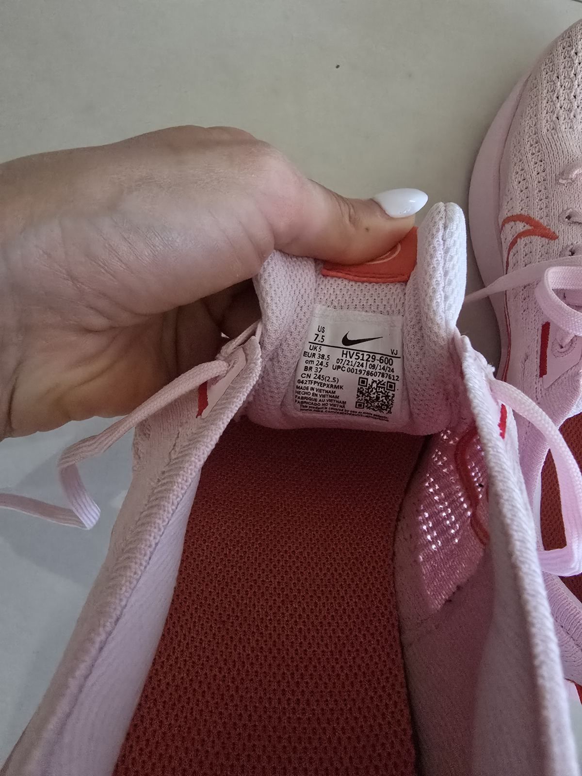 Nike Running - Interact Run SE - Розови