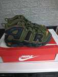 Vând ghete Nike uptempo originale