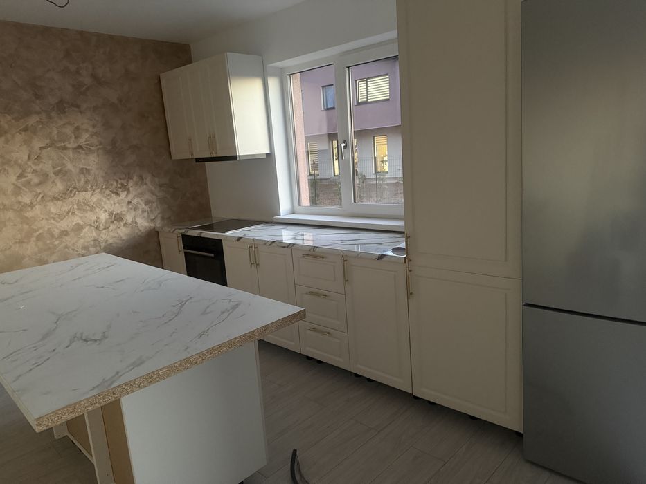 Vand casa craiova ( bariera valcii ,toate utilitatiile racordate )