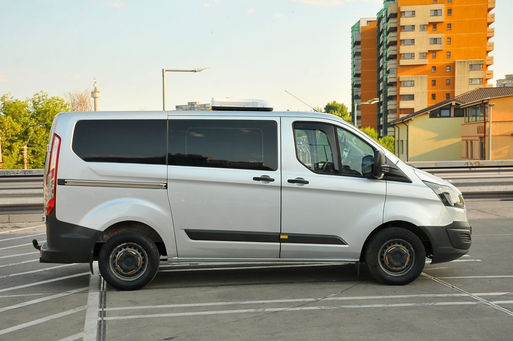 Vând Ford Transit Custom 2015
