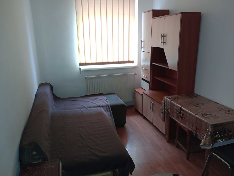 Inchiriez garsoniera