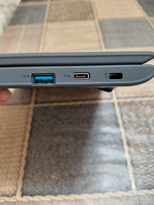 Лаптоп Lenovo 100e hromebook (2nd Gen)