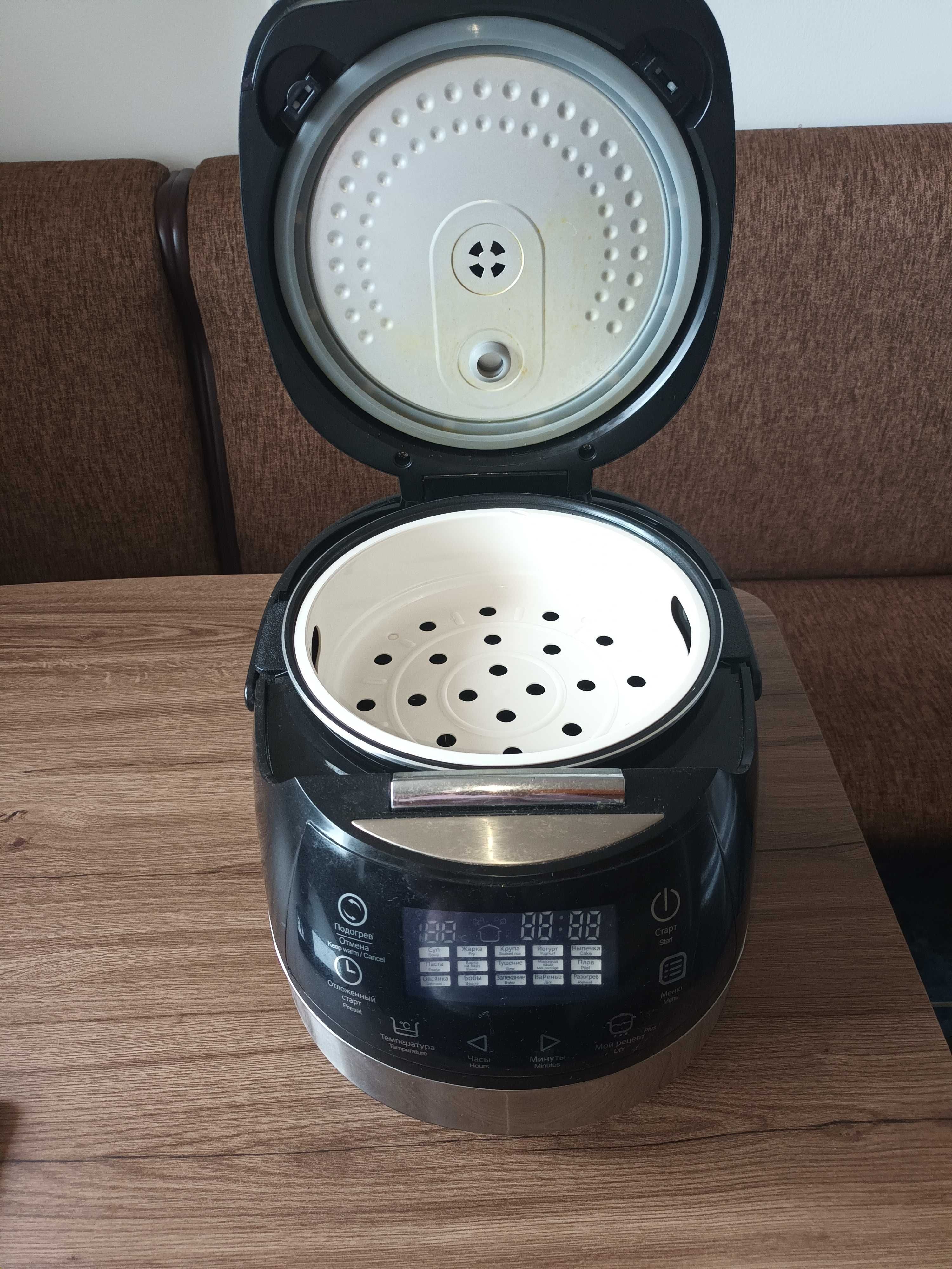 Multicooker de vânzare