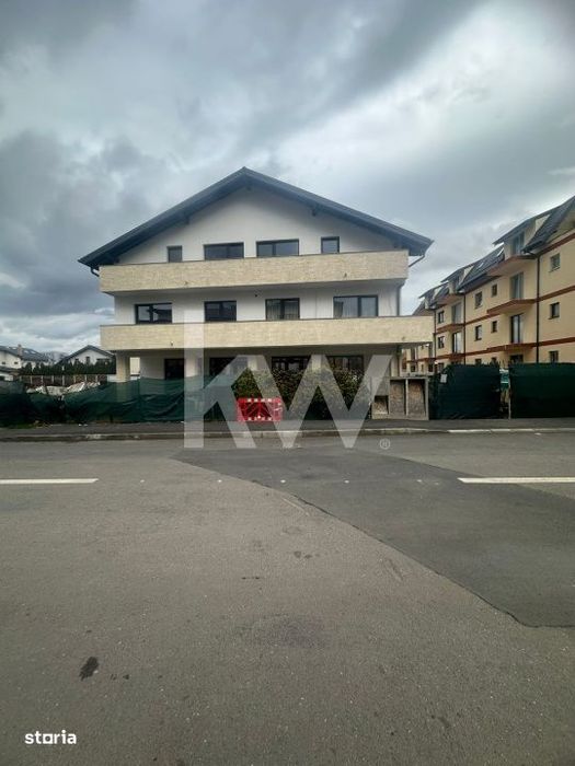 Apartament 3 camere- zona Tractorul Str. Bacovia