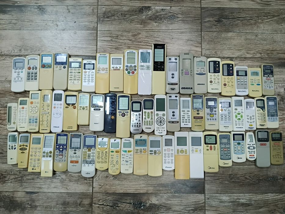 Дистанционно за климатик Air conditioning remote genuine