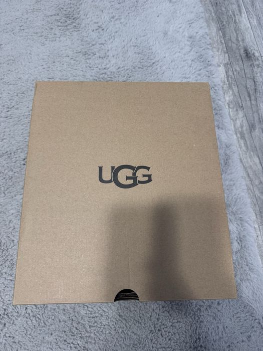 UGG clasic mini dipper