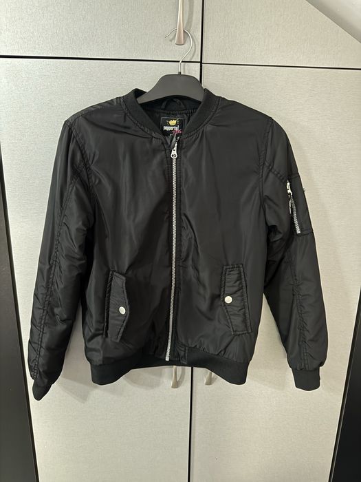 Geaca neagra xs.