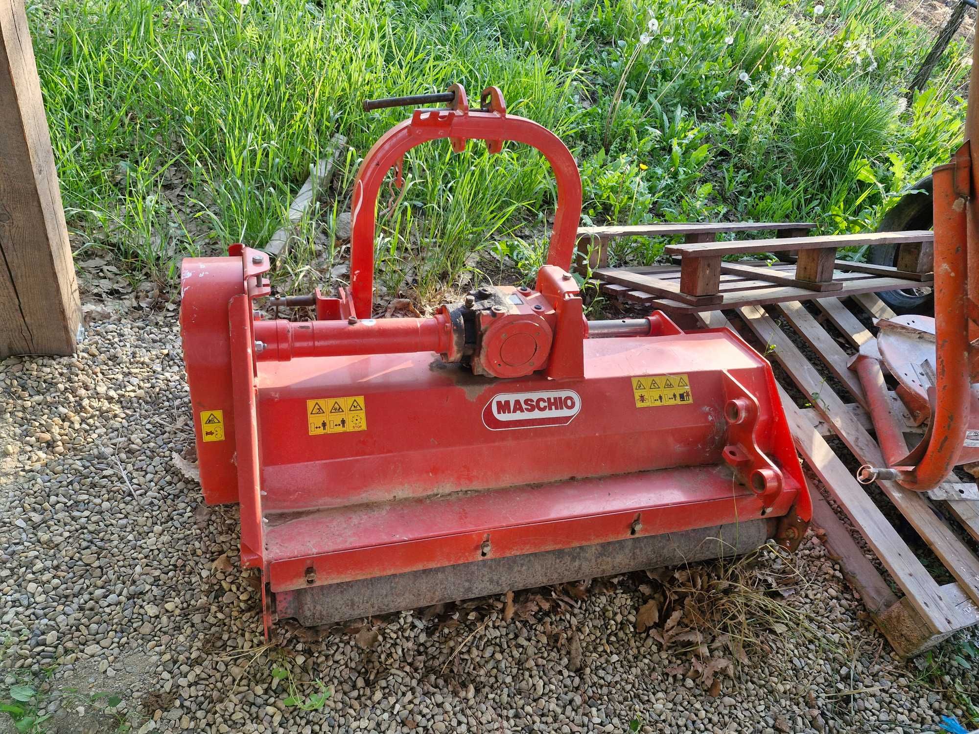 Maschio Furba 120, Tocator resturi vegetale
