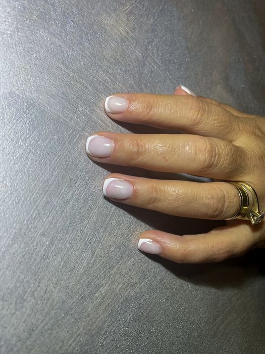 Unghii cu gel,pedichiura , manichiura semi