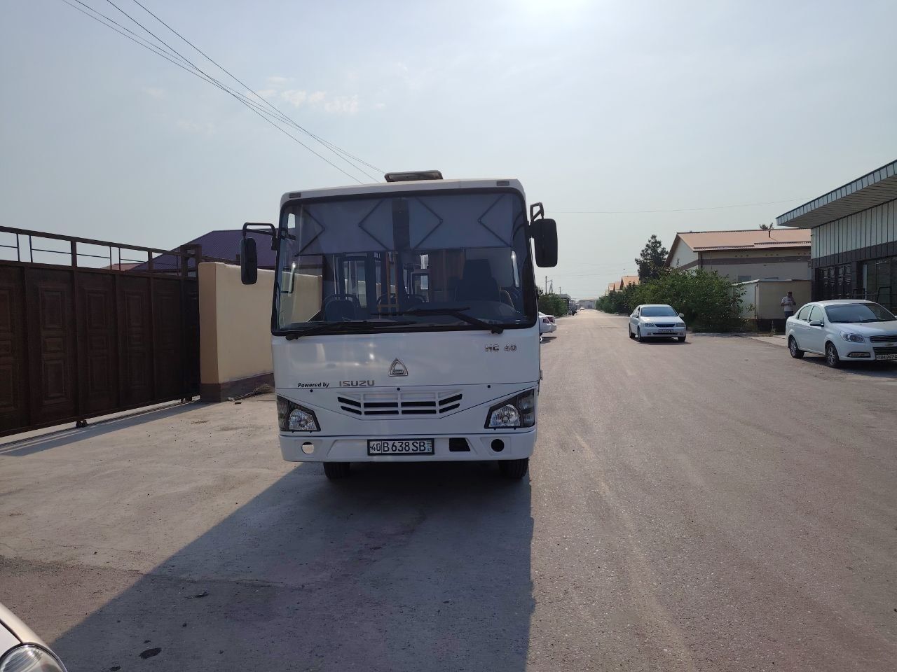 Avtobus isuzu Hc40