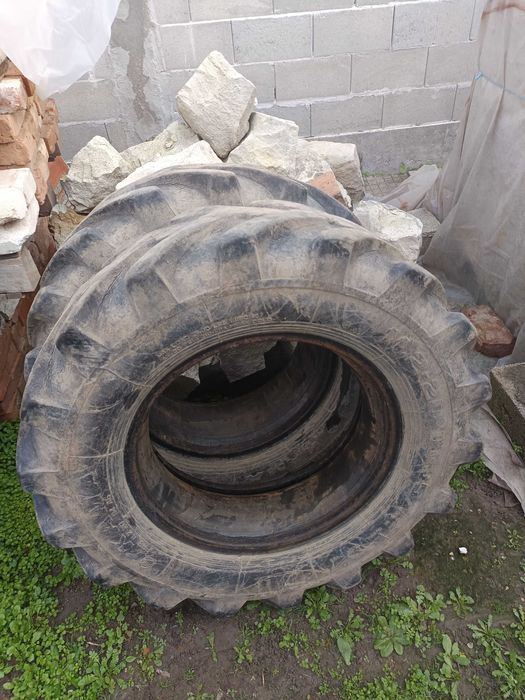 Гуми за трактори