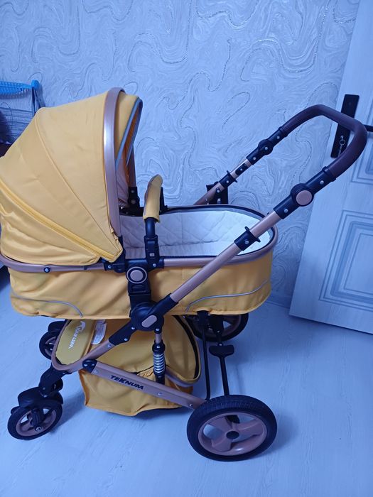 Продаю коляску 3в1.