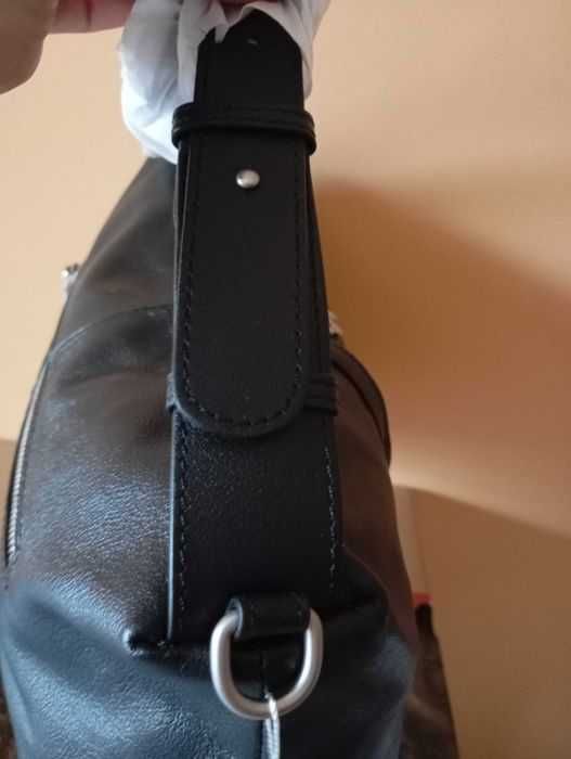 Чанта дамска от естествена кожа. Нов.