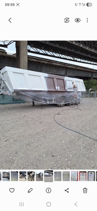 Vand 2 semiremorci marca Schmitz