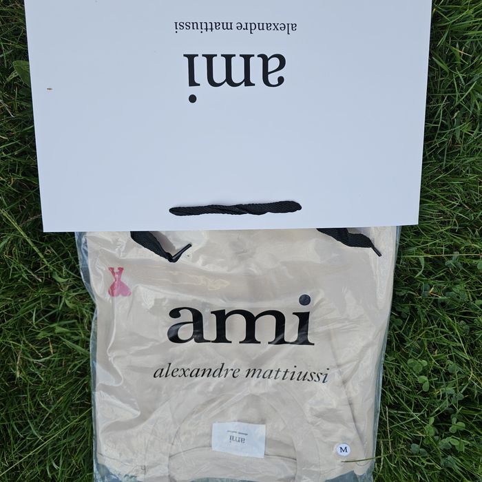 Tricou Ami paris size M new with bag