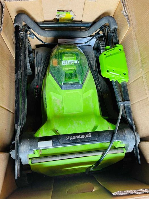 Mașină de tuns iarba Greenworks G40LM41K2X