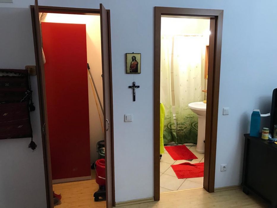 Garsoniera de inchiriat in Sinaia!