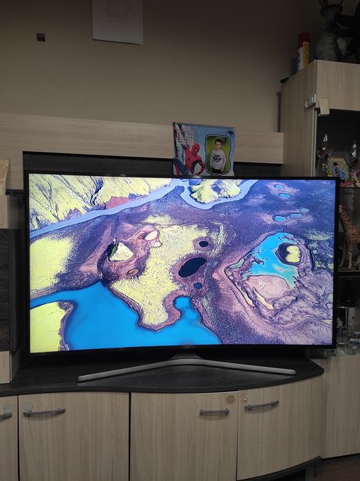 Смарт Телевизор SAMSUNG CURVED 55 инча Ultra HD 4K