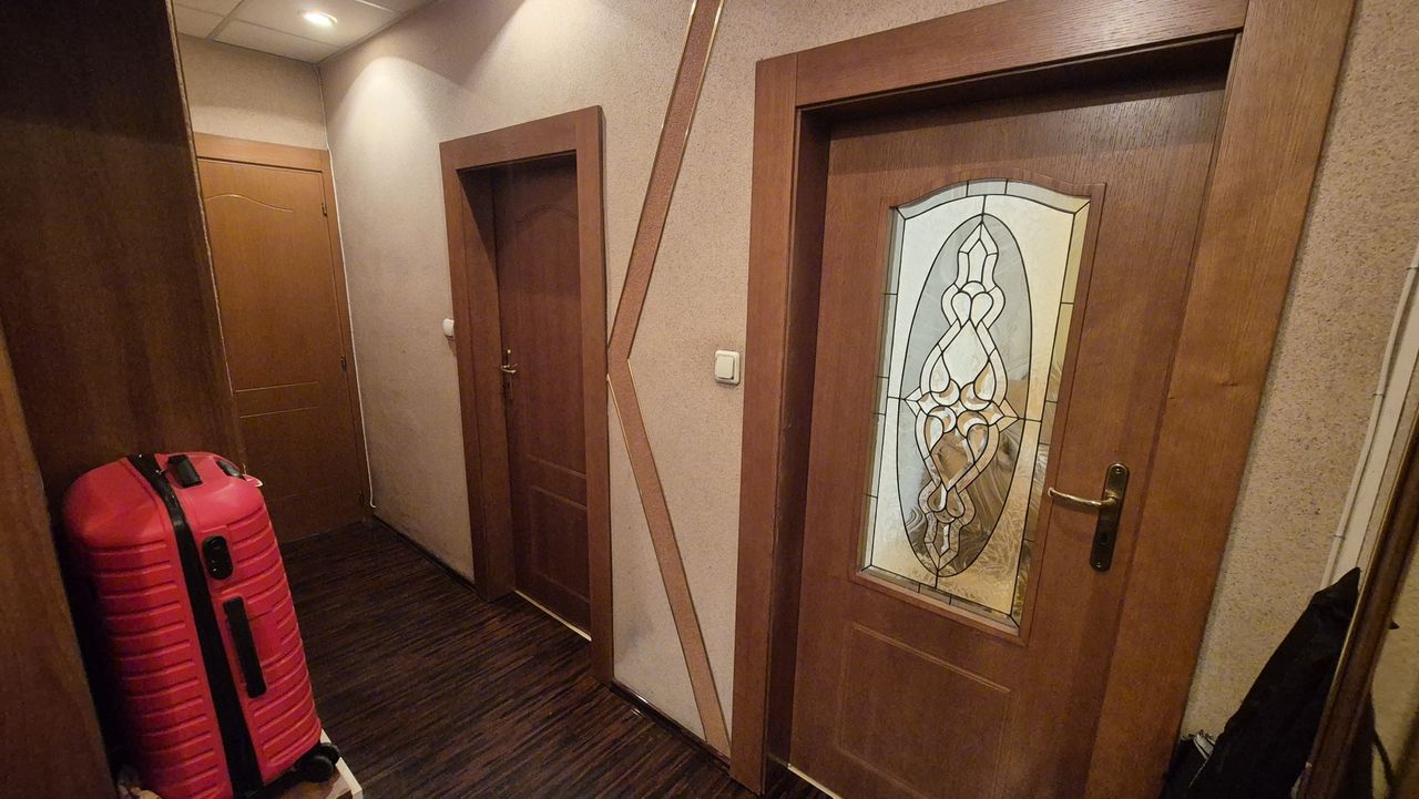 Продава се Тристаен апартамент в София, Надежда 2 - 61 кв.м за 2623 €/кв.м - Снимка #10