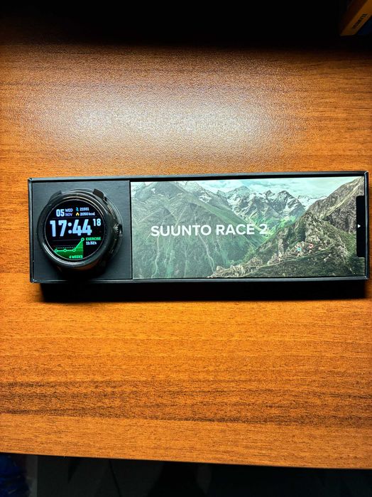 Suunto Race 2, перфектен, две години гаранция