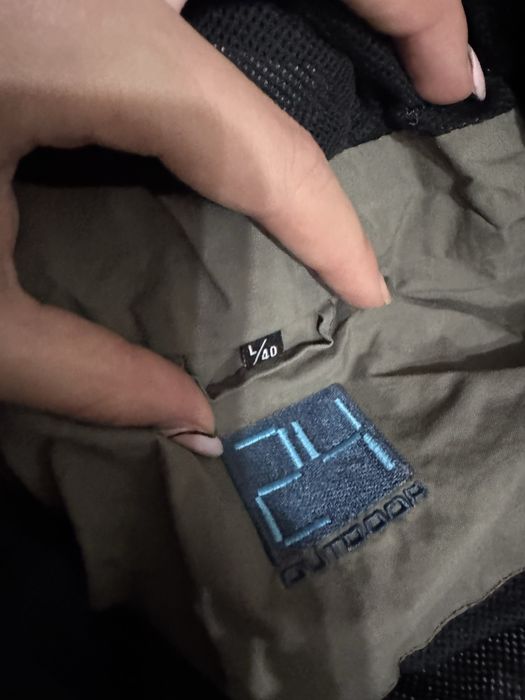 Ски екип от 2 части мн хубав удобен и топли