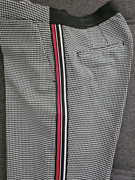 Нов чино панталон Karol