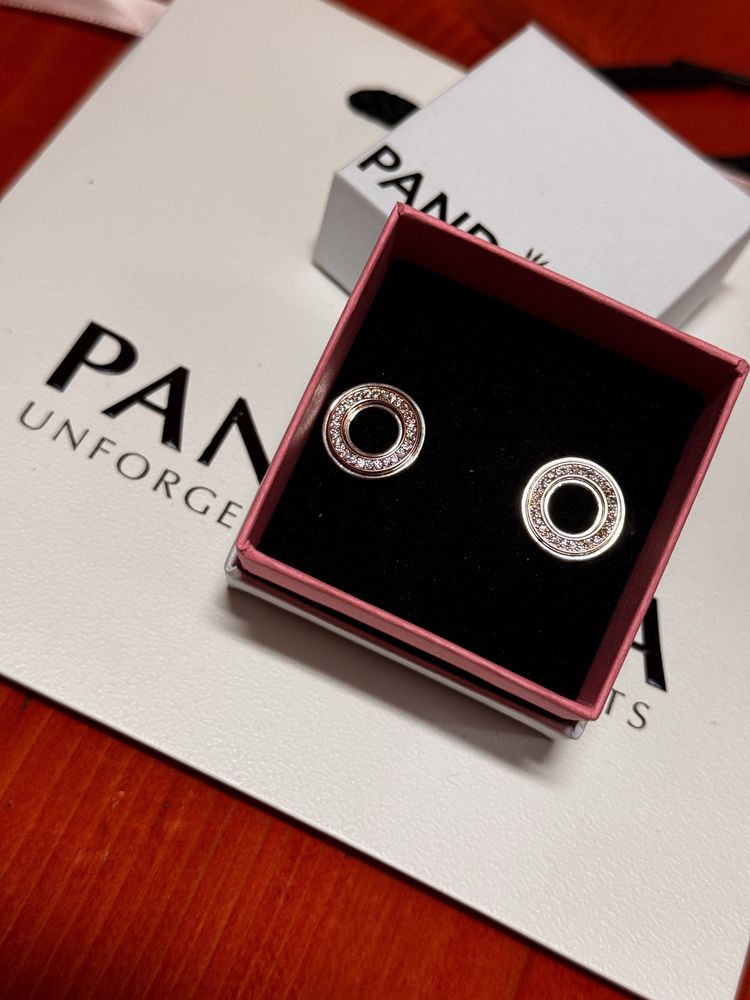 Пандора обеци Pandora