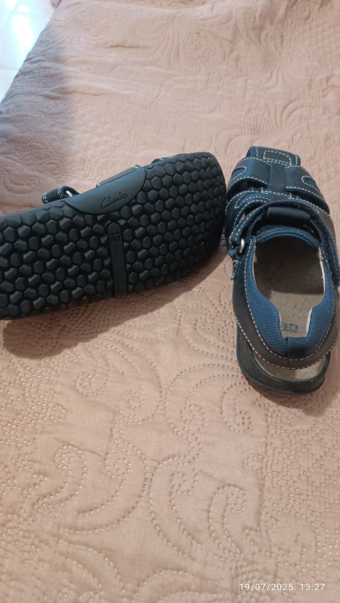 Детски сандали Clarks, размер 30