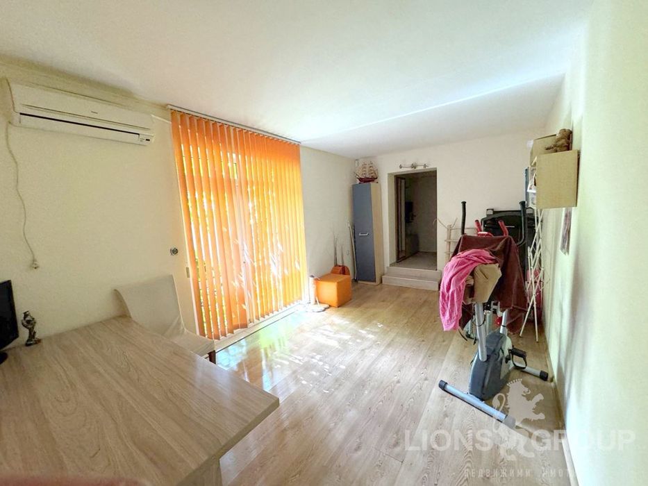 Къща в Варна, област-с.Осеново площ 245 цена 260000
